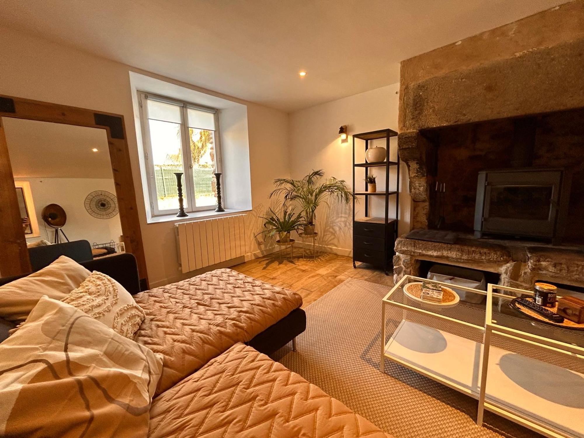 Le Ker Maclow Apartment *